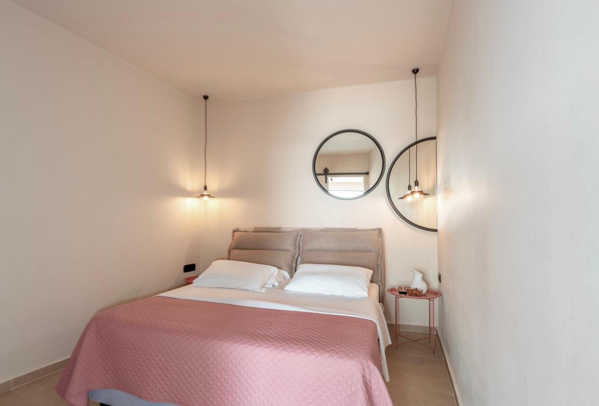 Luxury House With Private Pool At Elia Ferienhaus *