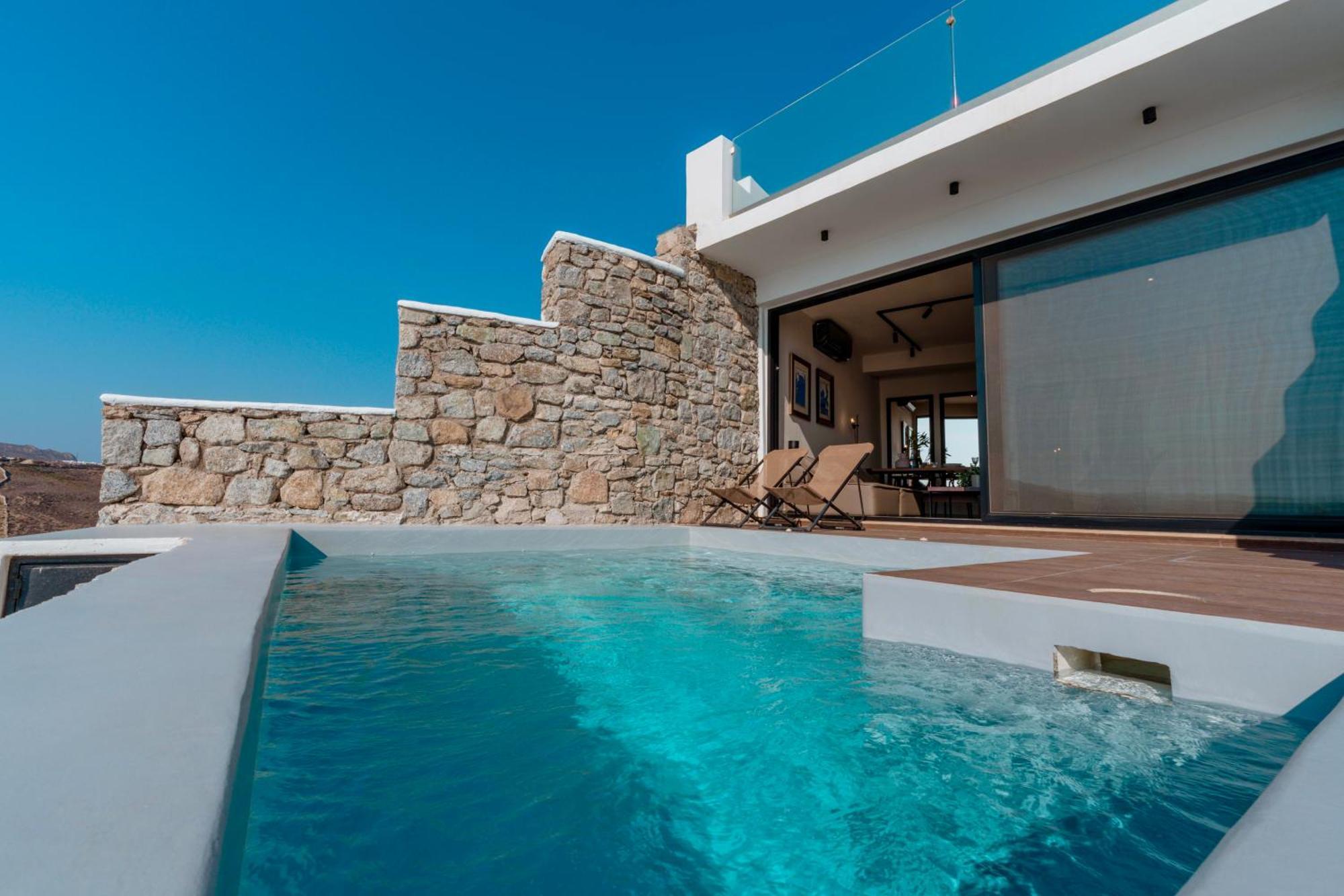 Luxury House With Private Pool At Elia Ferienhaus